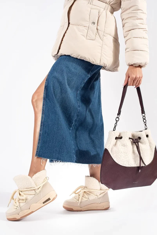 Beżowe śniegowce damskie na grubej... Beżowe śniegowce damskie na grubej...