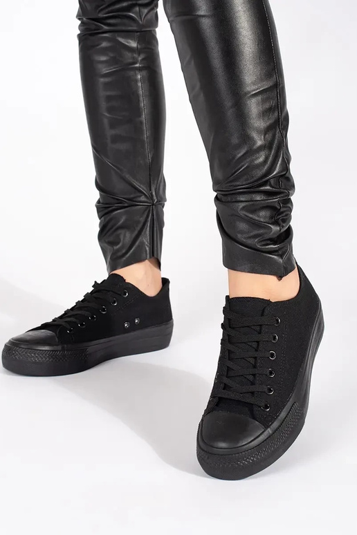 black classic INomens boots laced...