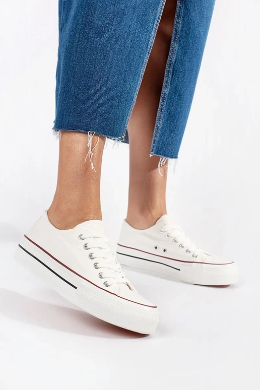 White classic women's lace-up shoes
