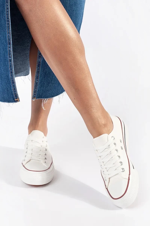 White classic women's lace-up shoes