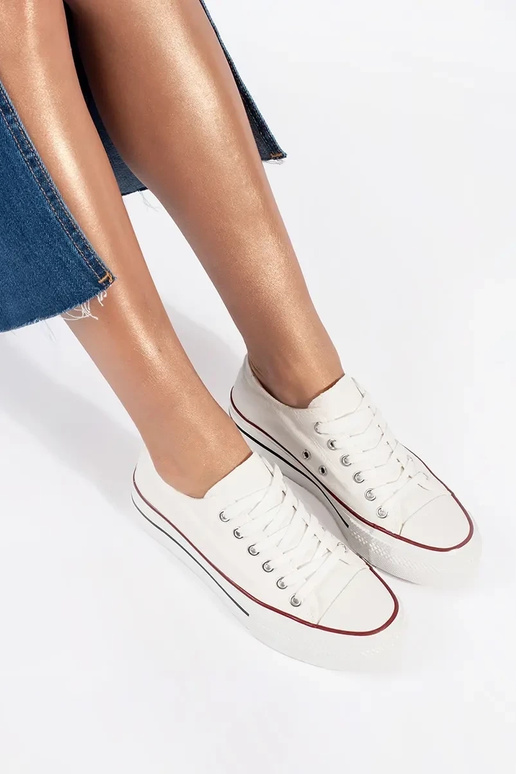White classic women's lace-up shoes