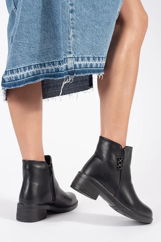 Black classic women's low-heeled boots