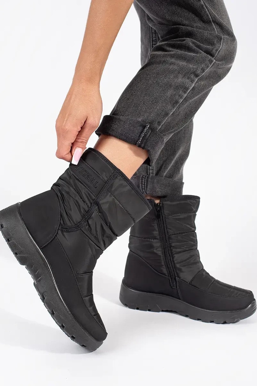 Women's snow boots in black Women's snow boots in black