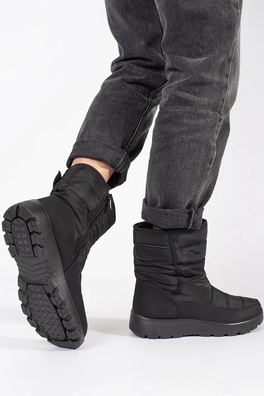 Women's snow boots in black Women's snow boots in black
