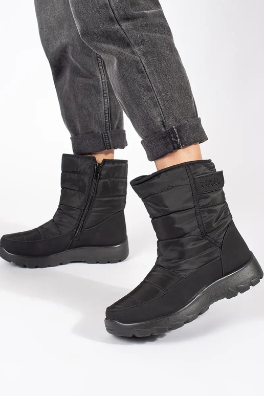 Women's snow boots in black Women's snow boots in black