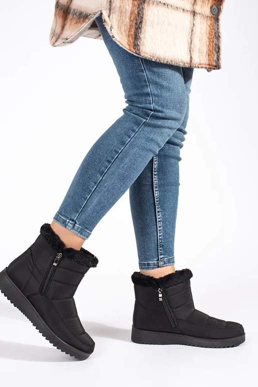 black light INomens snoIn boots