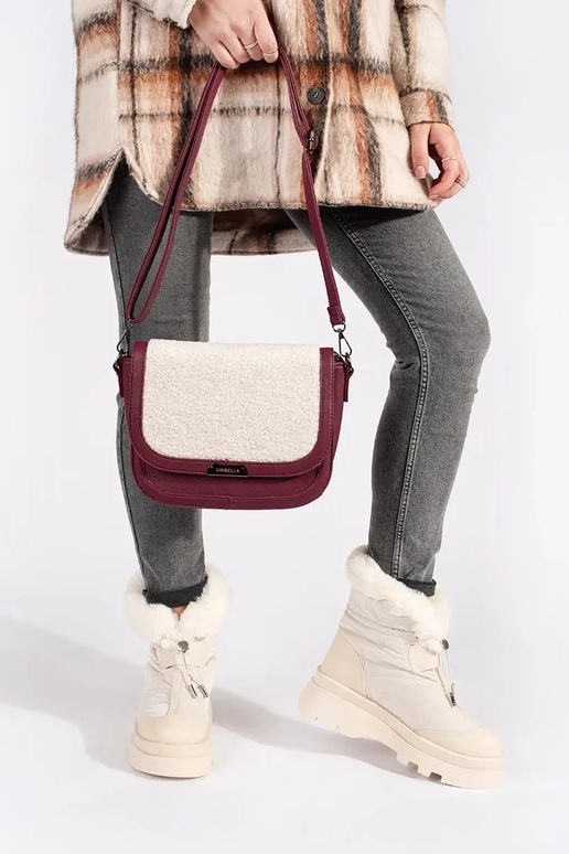 Burgundy handbag with fur