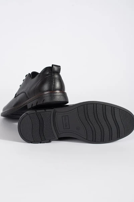 Black lace-up sneakers