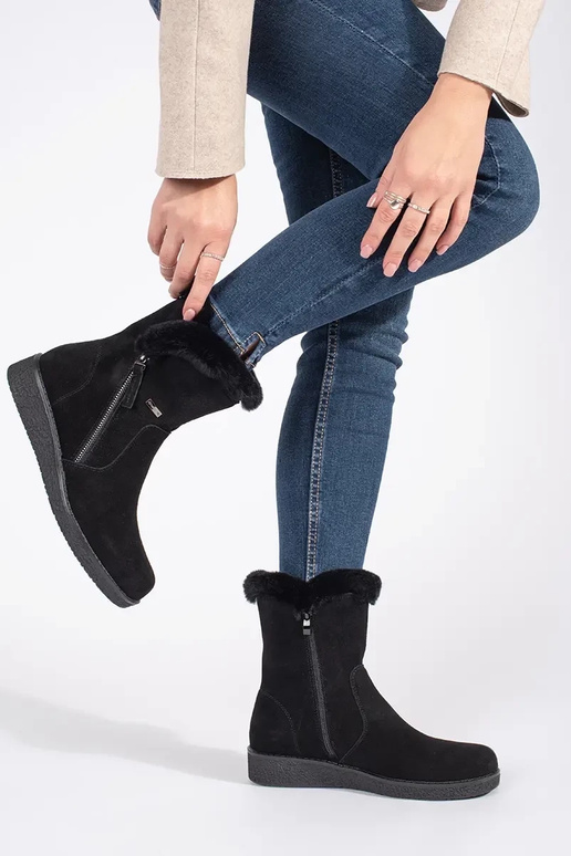 Inarm up leather black Inomens boots...