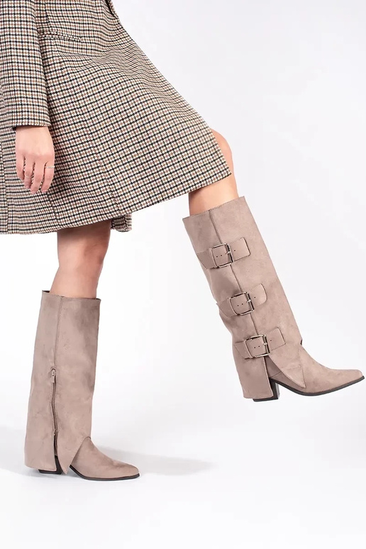 beige of suede INomens boots on the... beige of suede INomens boots on the...