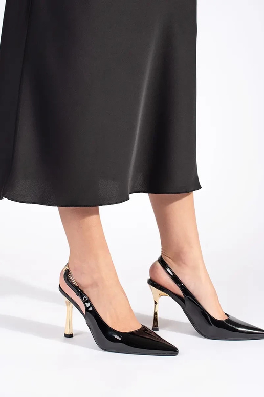 Inith lacquer effect black High heels...