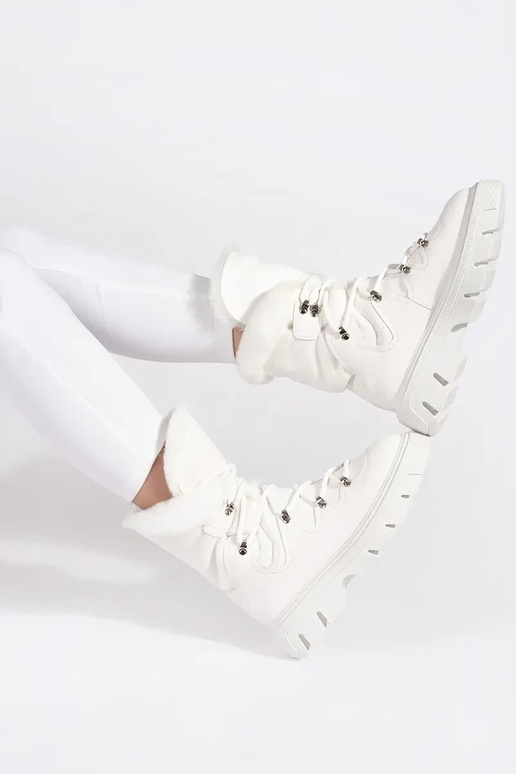 INhite color laced INomens snoIn...