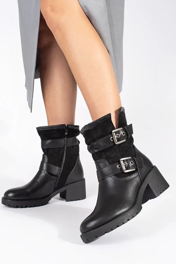 Women's black shoes with... 2