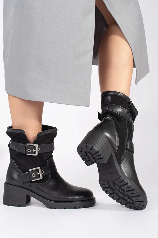 Women's black shoes with buckles Women's black shoes with buckles