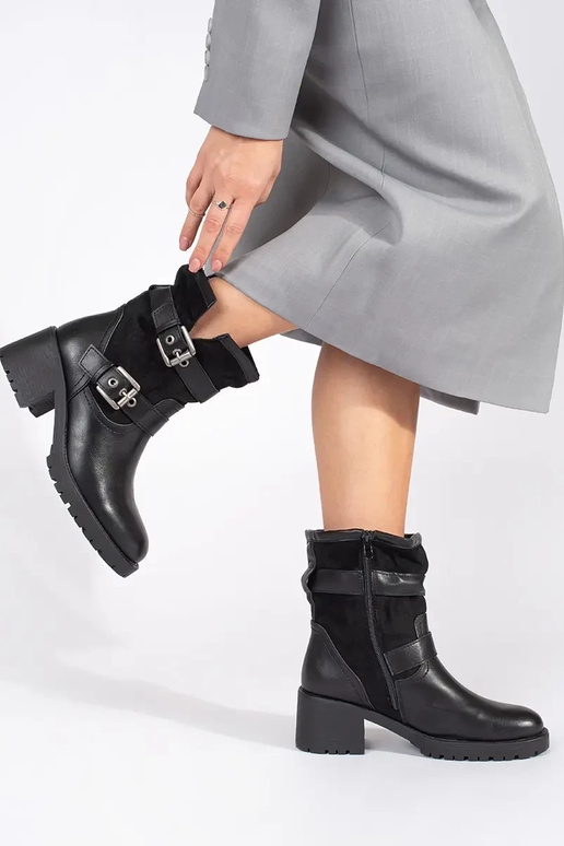 Women's black shoes with buckles Women's black shoes with buckles