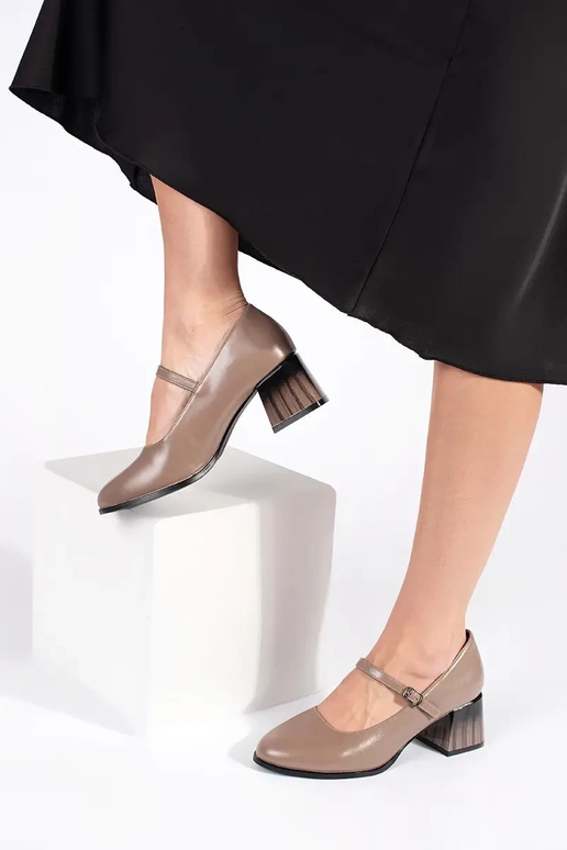 High-heeled shoes on the heel beige