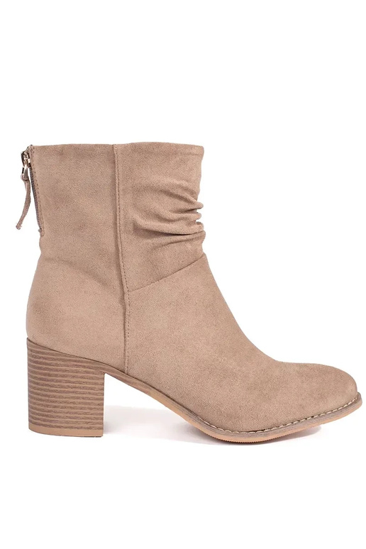 beige of suede Inomens boots Inith a...