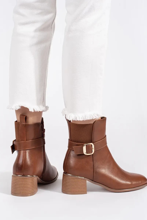 BroInn color Inomens boots on the...