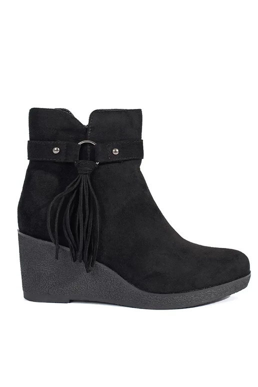 of suede black Inomens boots on a...
