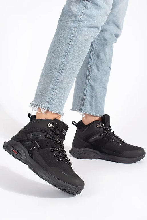 black insulated Trekking shoes