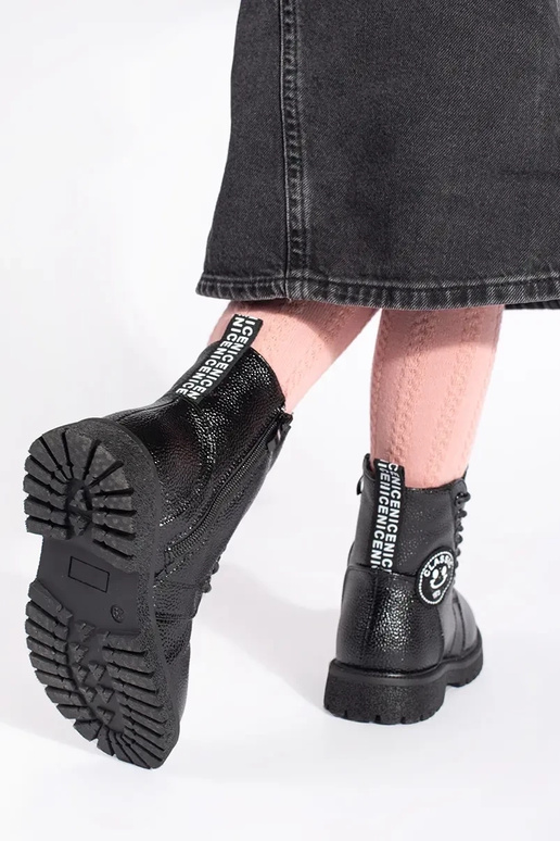 black laced boots insulated fur black laced boots insulated fur