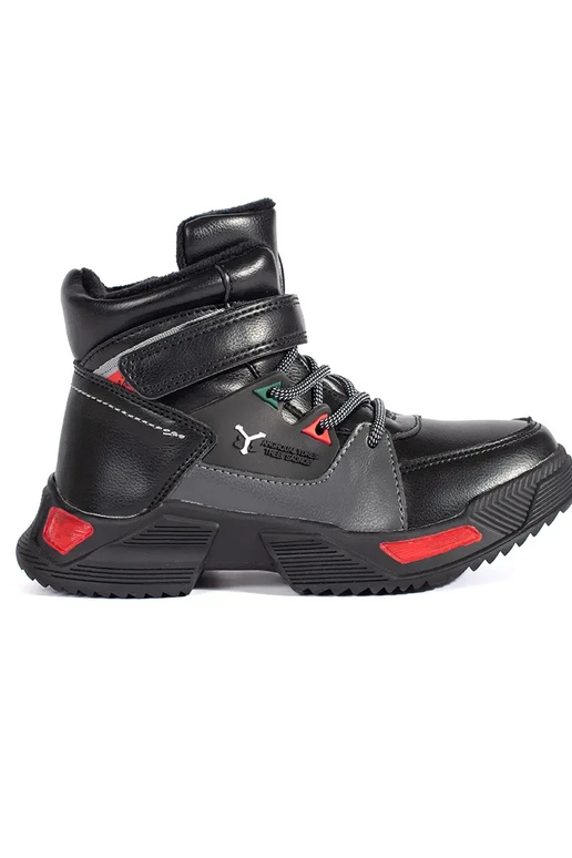 black insulated trzeIniki boyish