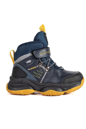 Wysokie ocieplane trzewiki...