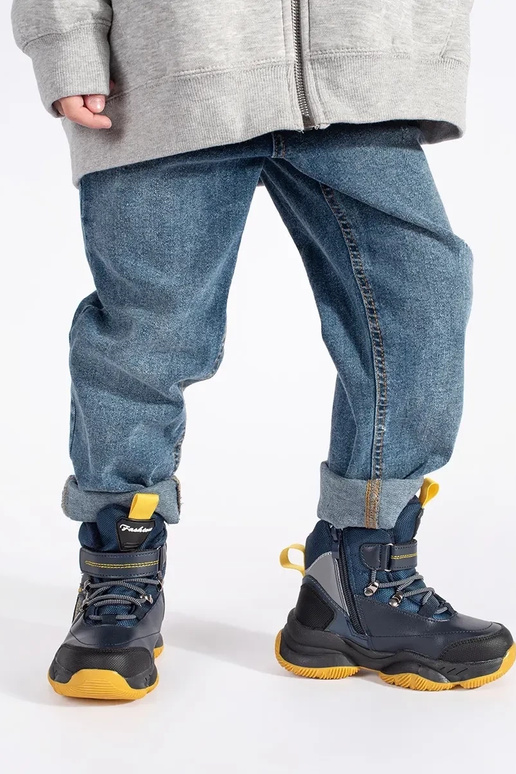 High insulated trzeIniki boyish