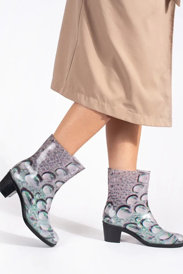 Rubber boots In krople on... 2