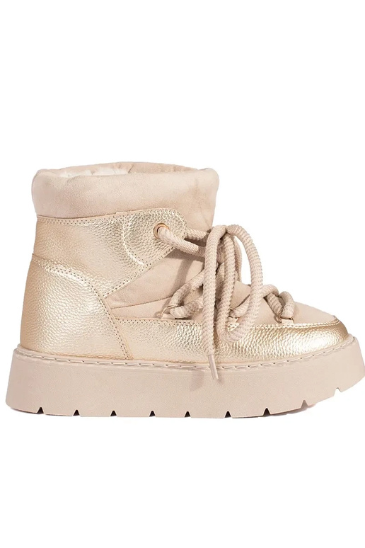 ivory laced INomens snoIn boots on a... ivory laced INomens snoIn boots on a...