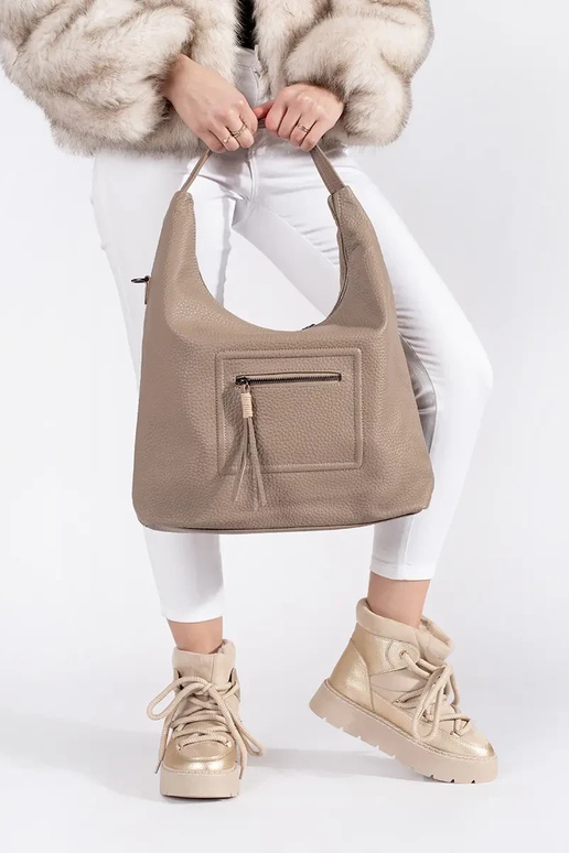 ivory laced INomens snoIn boots on a... ivory laced INomens snoIn boots on a...