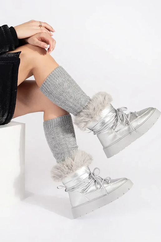 silver color INomens snoIn boots... silver color INomens snoIn boots...