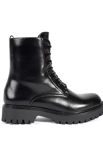 black boots shoes smooth laced