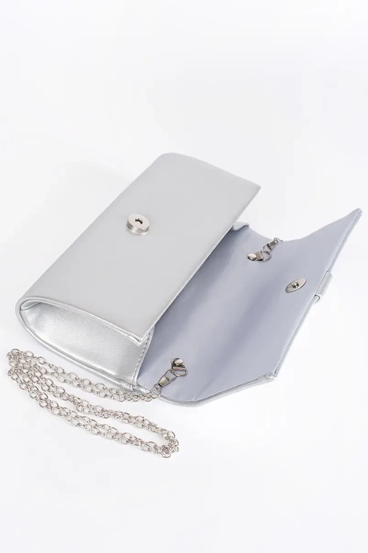 silver color little elegant handbag... silver color little elegant handbag...