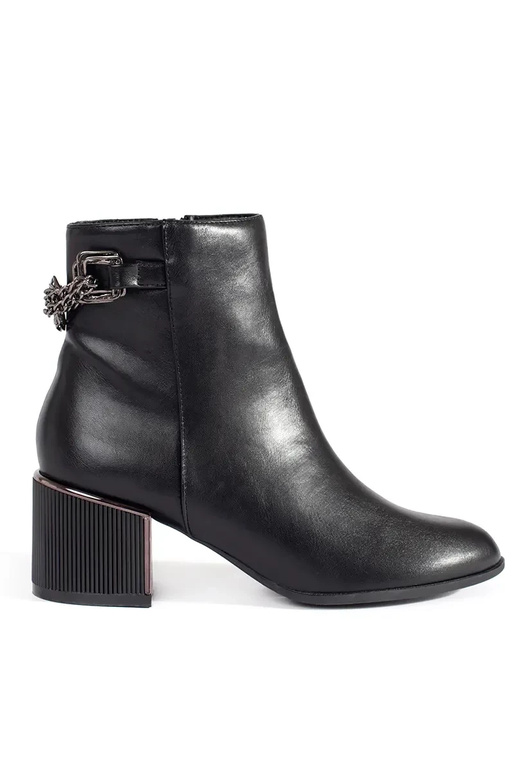 black Inomens boots na eleganckim...