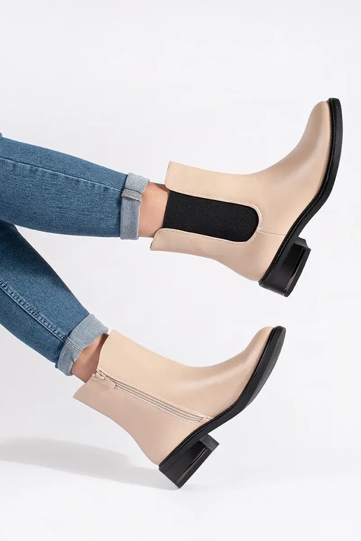 ivory boots Chelsea boots z...