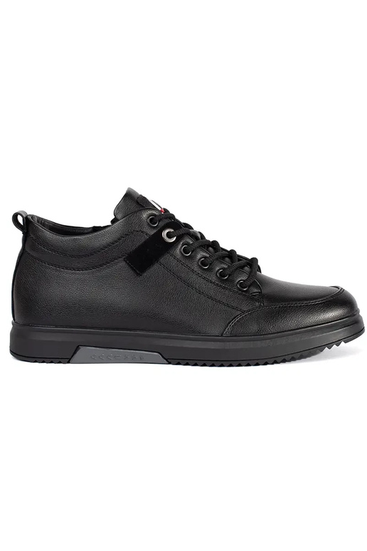 black mens insulated shoes tied