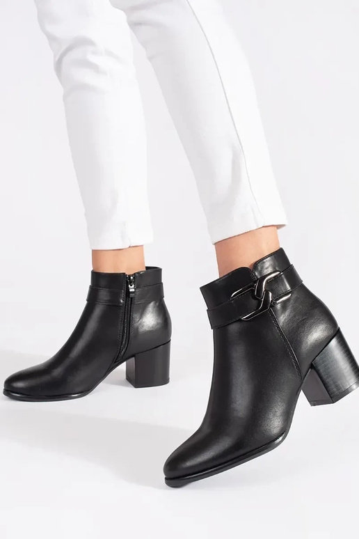 black boots Sergio Leone on highheels