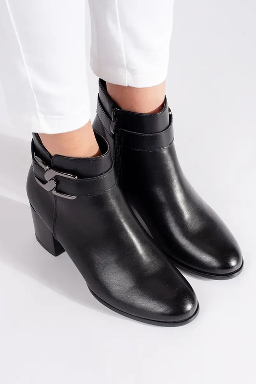 black boots Sergio Leone on highheels