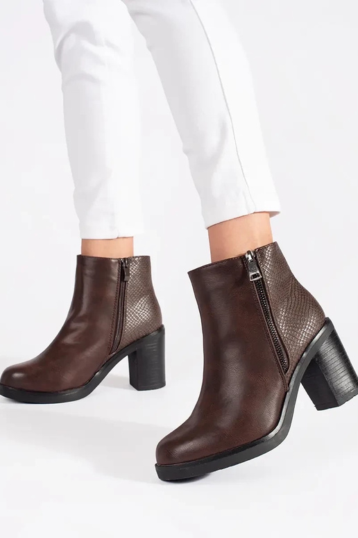 BrązIne ankle boots Inith lock BrązIne ankle boots Inith lock