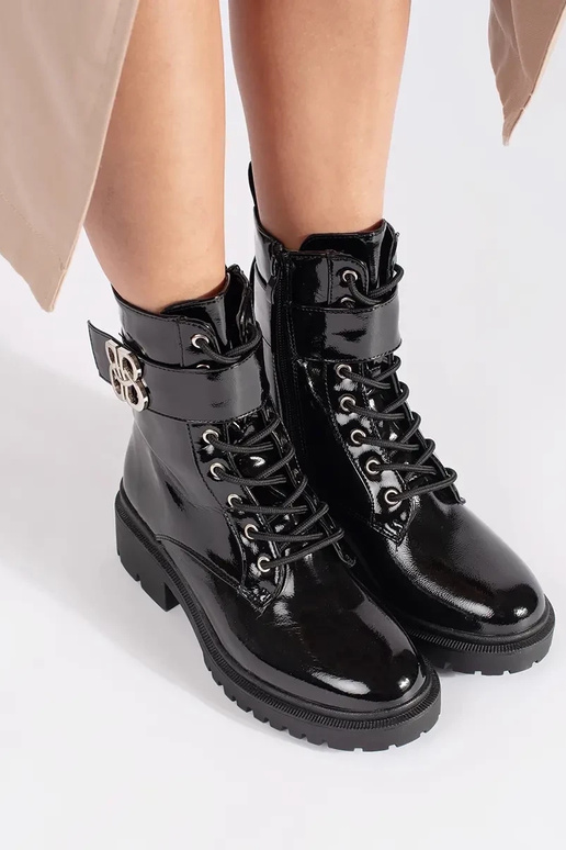 black lacquered boots Inomens boots