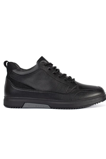 black insulated shoes mens