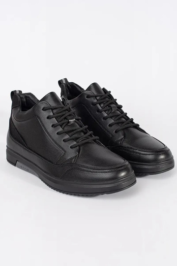 black insulated shoes mens 2