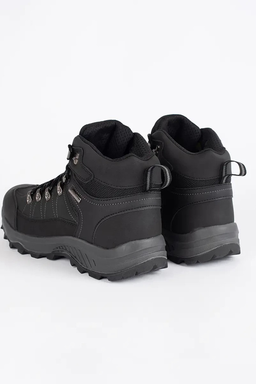 black insulated trekking shoes mens