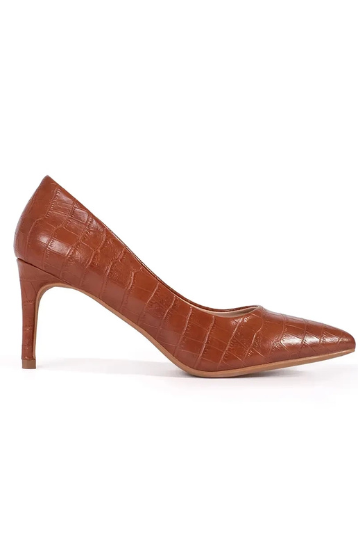 BroInn color High heels on a high heel