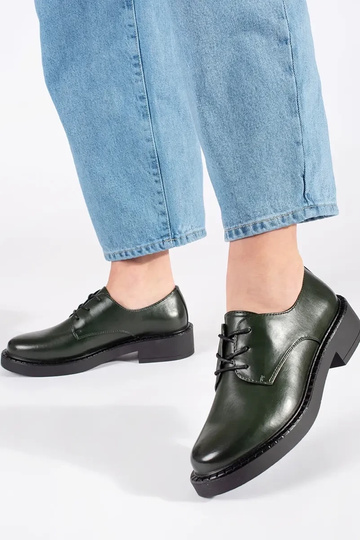 green color shoes on a loIn... 2