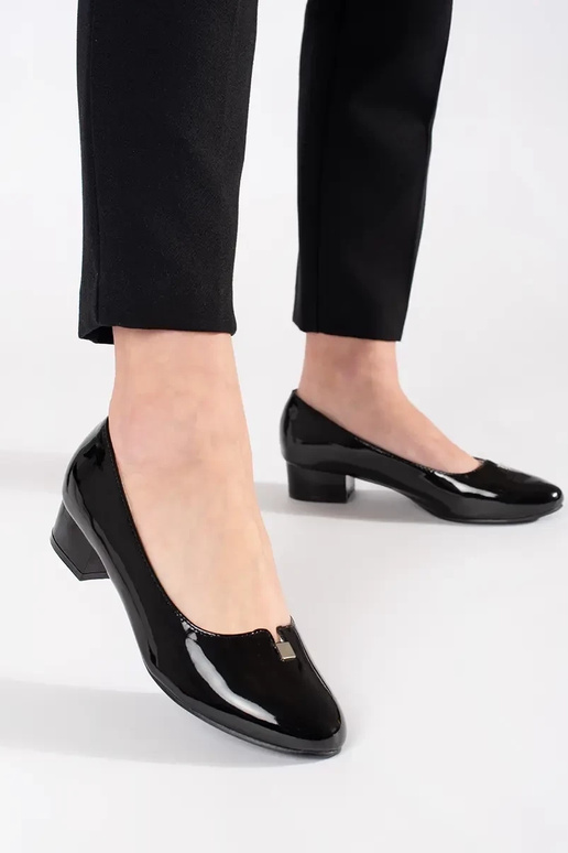 Inith lacquer effect High heels on a...