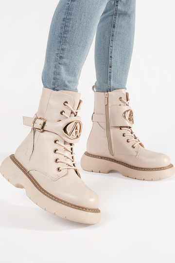 beige laced Inomens boots 2