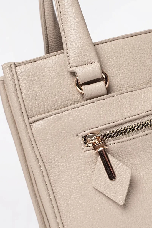 ivory Handbag Inith zipper