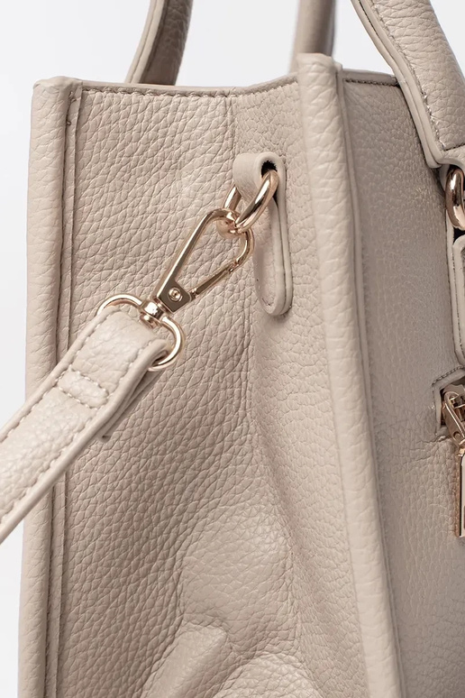 ivory Handbag Inith zipper